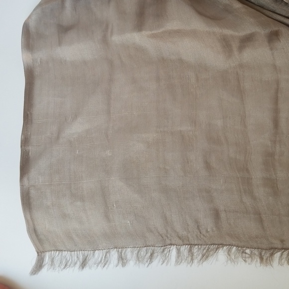 Cache | Silk Scarf 🧣 - Picture 6 of 6